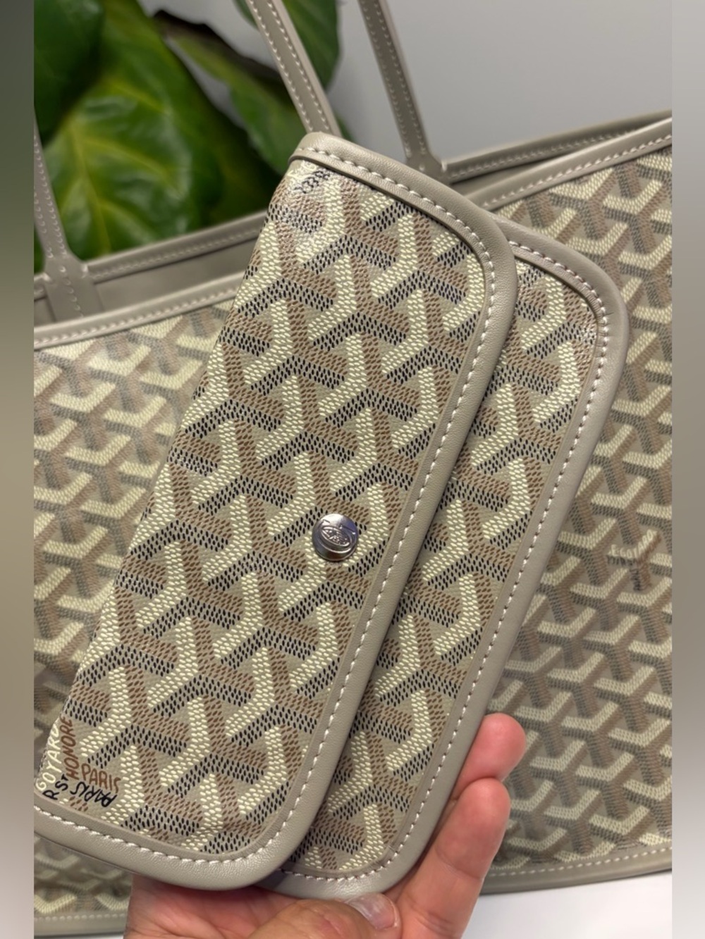 Goyard St. Louis PM Tote Bag - Picture 2 of 14